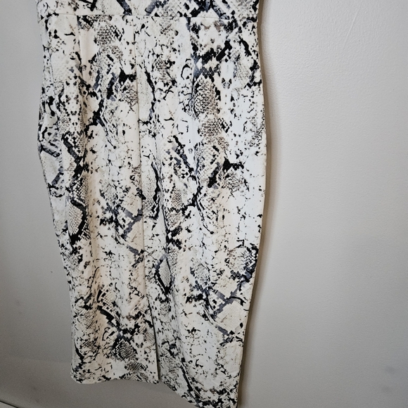 Rachel Roy Midi Dress Elegant Black White Snake Print Cocktail Neutral Ruffle - Picture 14 of 15